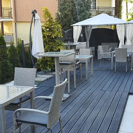 La Perla ホームステイ *