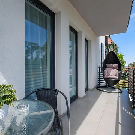 La Perla ホームステイ *